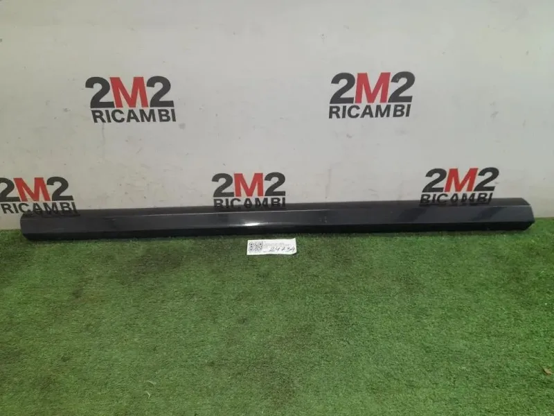 Modanatura Paracolpi Porta ANT SX 39885578 Volvo V70 III 2008