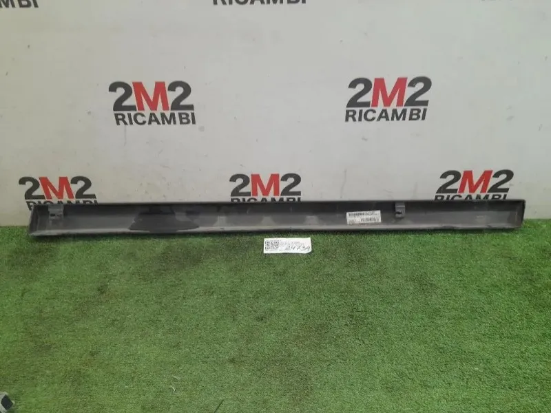 Modanatura Paracolpi Porta ANT SX 39885578 Volvo V70 III 2008