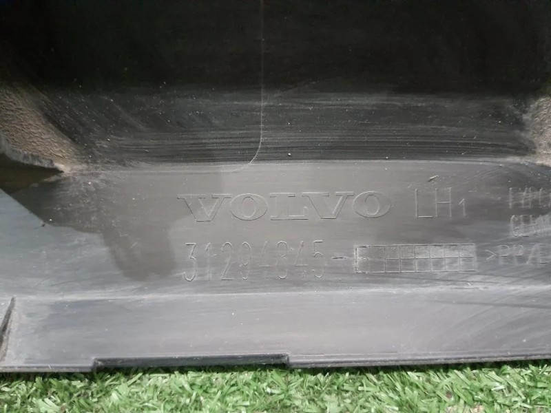 Modanatura Paracolpi Porta ANT SX 31294845 Volvo XC60 I 2009
