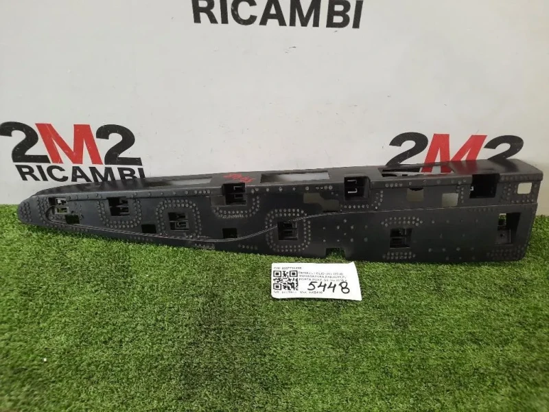 Modanatura Paracolpi Porta POST SX 828773449R Renault CLIO IV 2016
