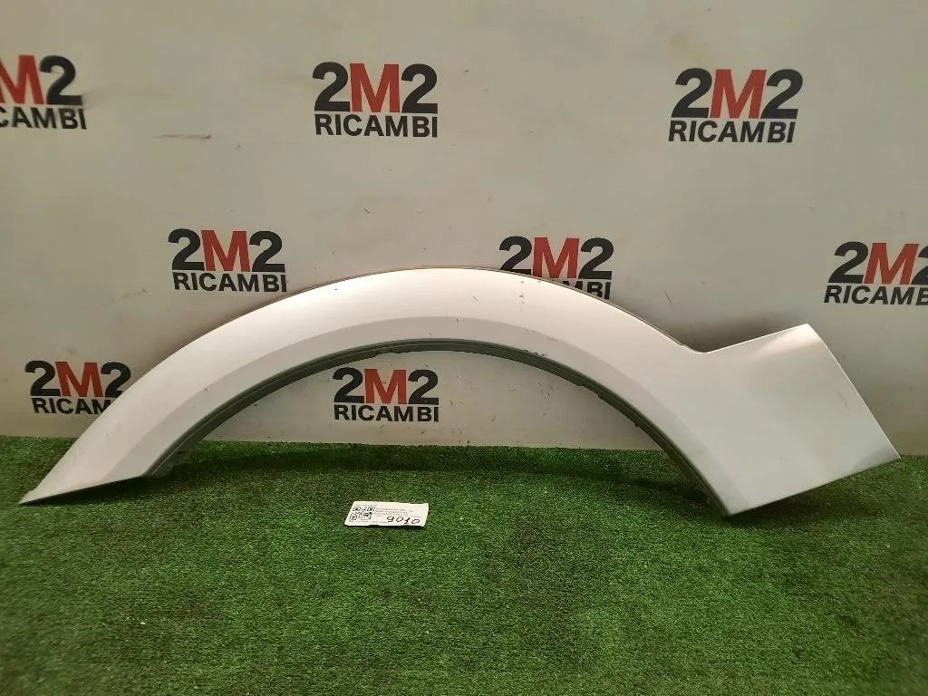 Modanatura Parasassi POST DX MR478746 Mitsubishi Pajero III 2000