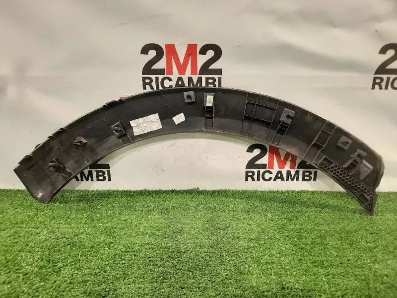 Modanatura Parasassi POST SX L1TB-S286D03-C Ford PUMA II 2019