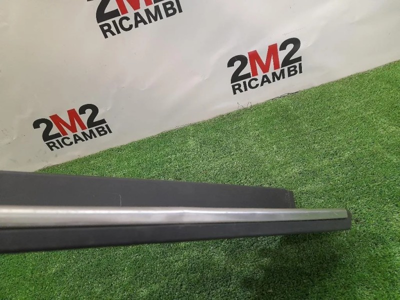 Modanatura Paraurti Centrale POST 735522277 Fiat 500L 2013