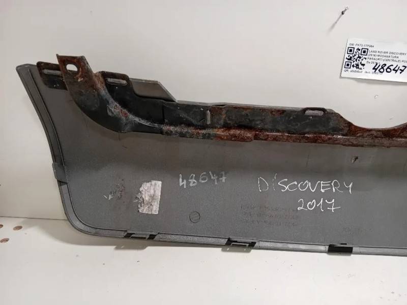 Modanatura Paraurti Centrale POST FK72-17F954 Land Rover Discovery V 2016