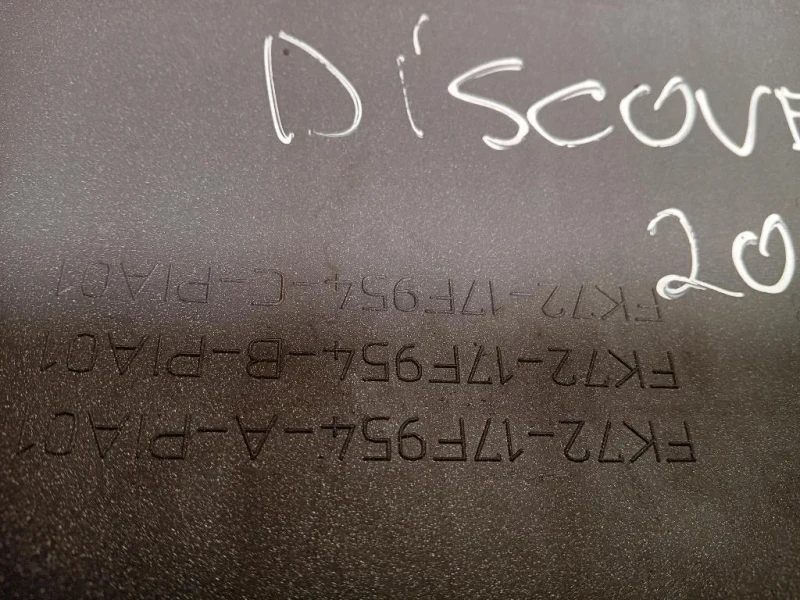 Modanatura Paraurti Centrale POST FK72-17F954 Land Rover Discovery V 2016