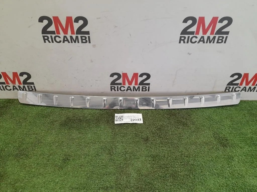 Modanatura Paraurti Centrale POST A2468850011 Mercedes Classe B W246 2012