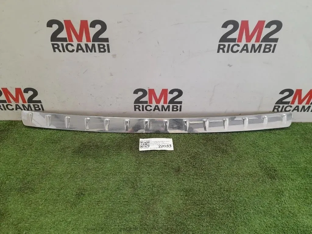 Modanatura Paraurti Centrale POST A2468850011 Mercedes Classe B W246 2012