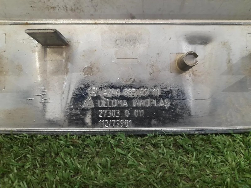 Modanatura Paraurti Centrale POST A2468850011 Mercedes Classe B W246 2012