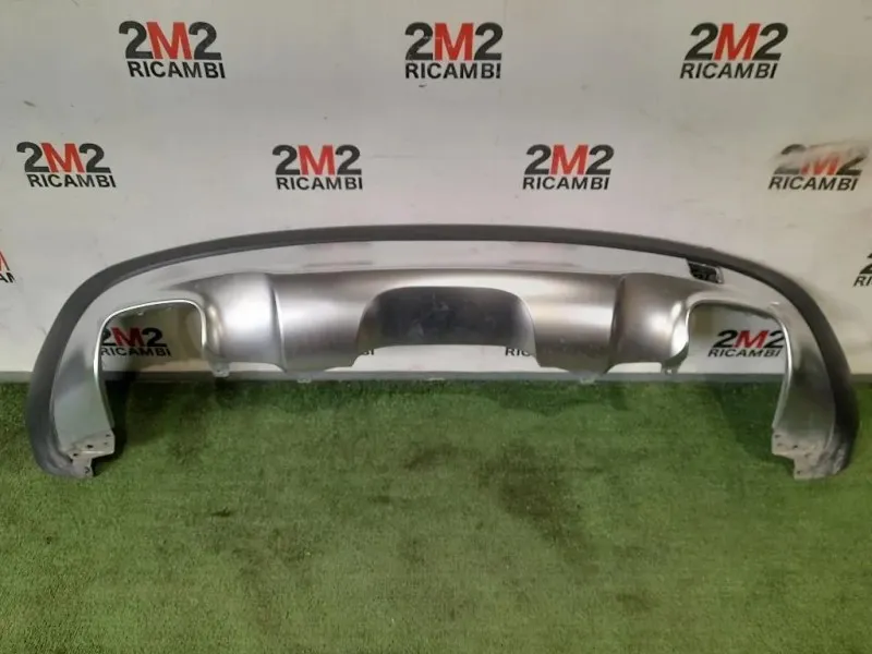 Modanatura Paraurti Centrale POST A1568850925 Mercedes Classe GLA X156 2017