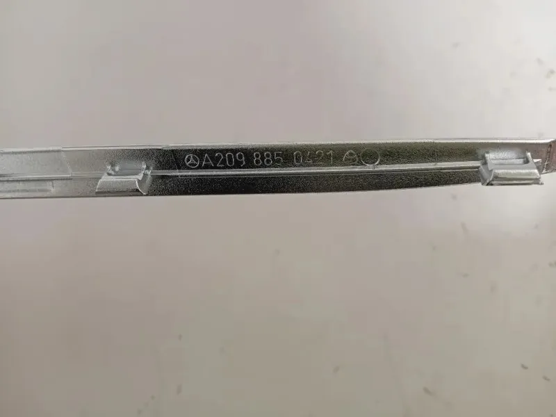 Modanatura Paraurti ANT DX A2098850421 Mercedes Classe CLK C209 2003