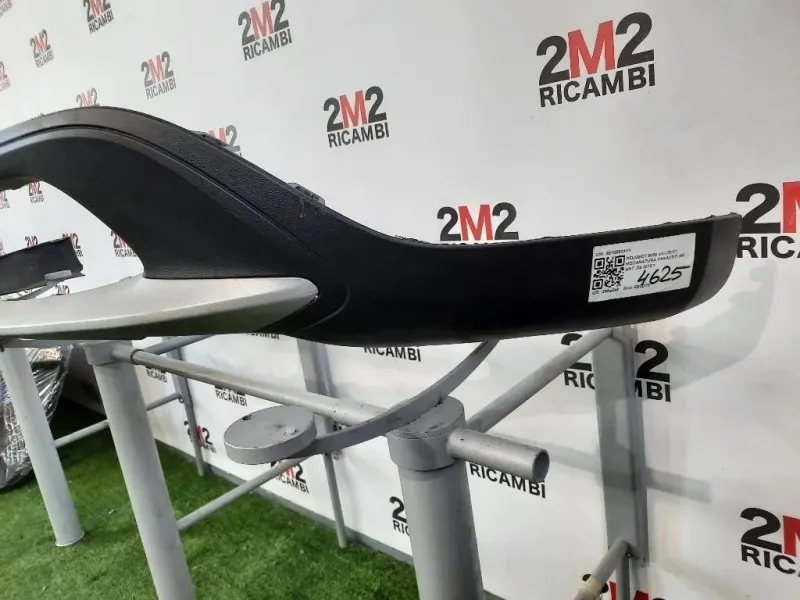 Modanatura Paraurti INF ANT 98108804VV Peugeot 5008 II 2017