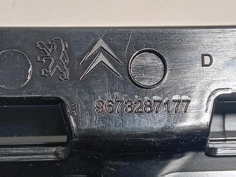 Modanatura Porta POST DX 9673287177 Peugeot 208 I 2015