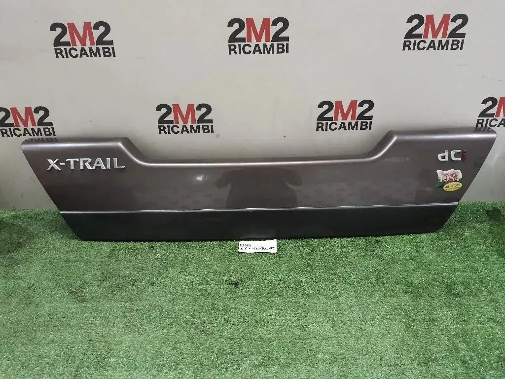 Modanatura Portello POST 909011DJ0A 90901JG00A Nissan X-trail IV 2014