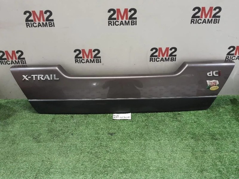 Modanatura Portello POST 909011DJ0A 90901JG00A Nissan X-trail IV 2014