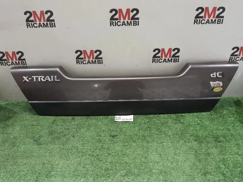 Modanatura Portello POST 909011DJ0A 90901JG00A Nissan X-trail IV 2014
