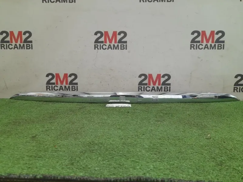 Modanatura Portello POST TESLA X 103536900D Tesla Model X 2015