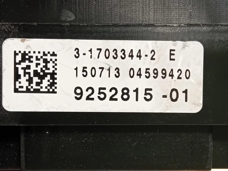 Scatola Fusibili 69252815-01 Bmw Serie 5 F10 Berlina 2010