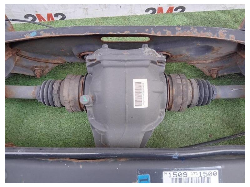 Assale POST DIFFERENZIALE ASSALE MECCANICA Mercedes Classe SLK R171 2004