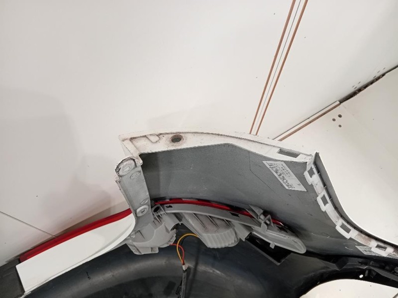 Paraurti POST 86611-3U000 Kia Sportage III 2010