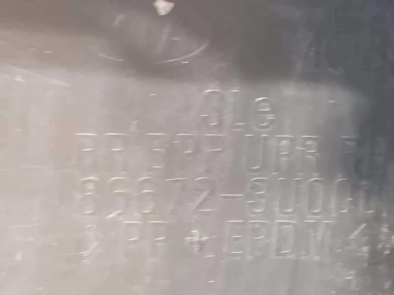 Paraurti POST 86672-3U000 Kia Sportage III 2010