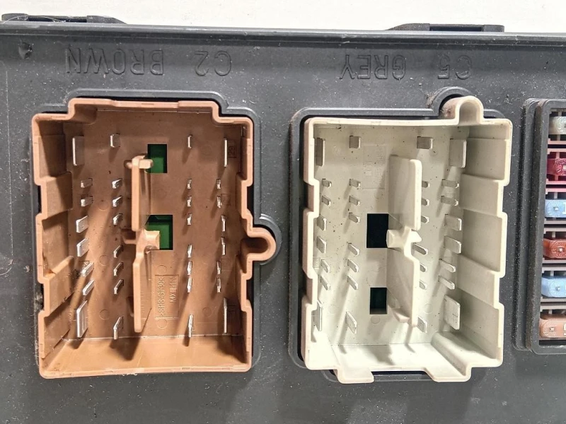 Scatola Fusibili SCATOLA FUSIBILI Ford Transit V 2006