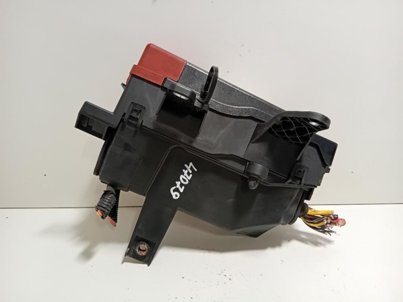 Scatola Fusibili SCATOLA FUSIBILI Jaguar XE 2015