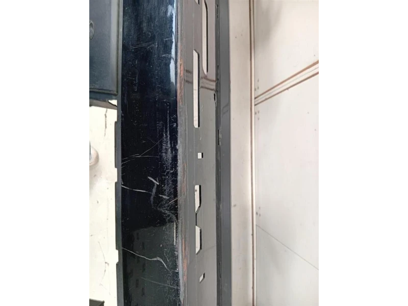 Paraurti POST AH3M-17K835-AA Land Rover Discovery V Sport 2019