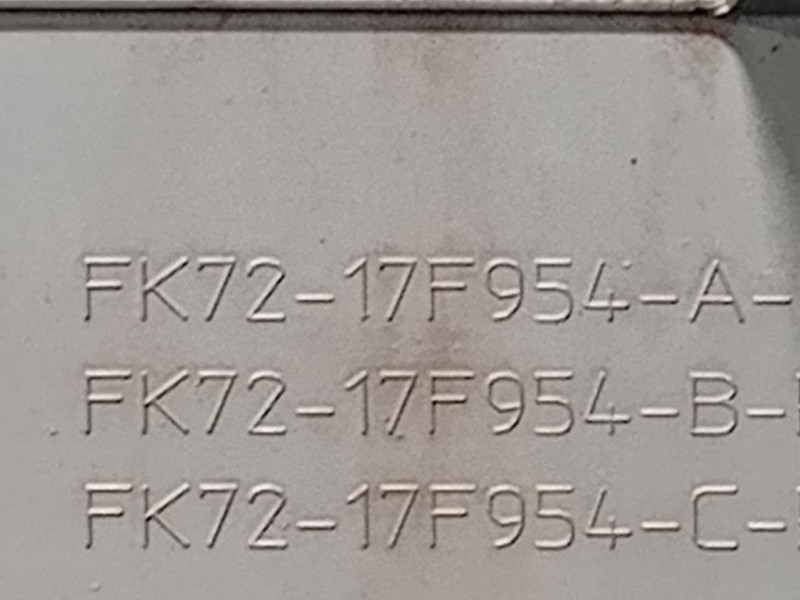 Paraurti POST FK72-17F954-A Land Rover Discovery V Sport 2019