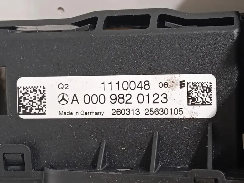 Scatola Fusibili A0009820123 SCATOLA SICUREZZA Mercedes Classe ML W166 2012