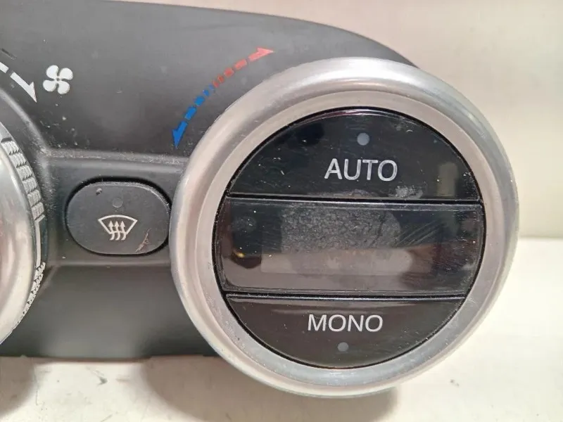 Modulo Comando Riscaldamento Clima 156099936 Alfa Romeo Giulietta 2010