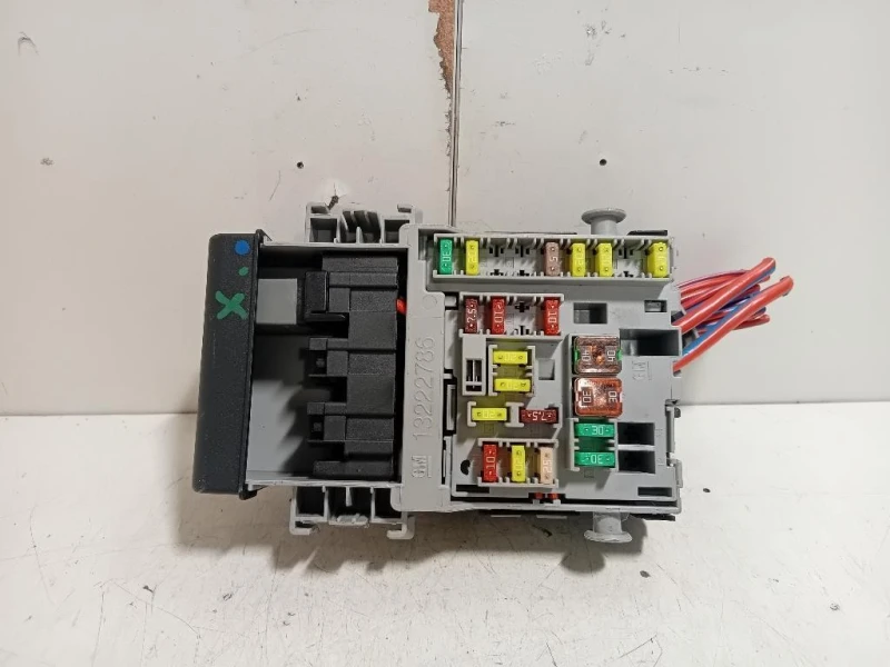 Scatola Fusibili 13222786 Opel Astra J 2012