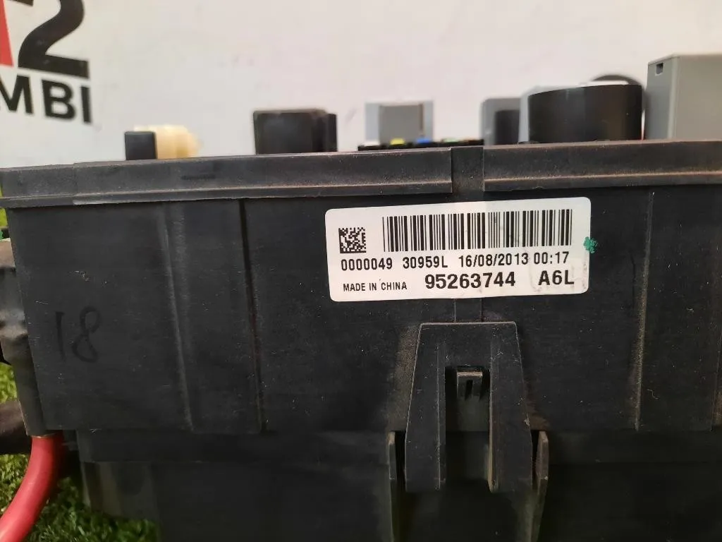 Scatola Fusibili 95263744 Opel Mokka 2013