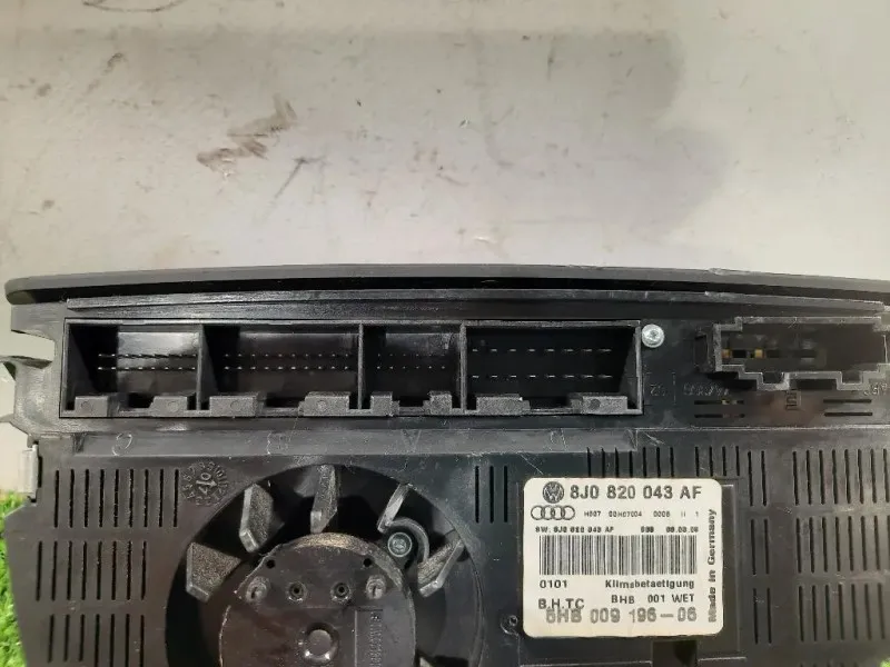 Modulo Comando Riscaldamento Clima 8J0 820 043 AF Audi TT 8J3 2010