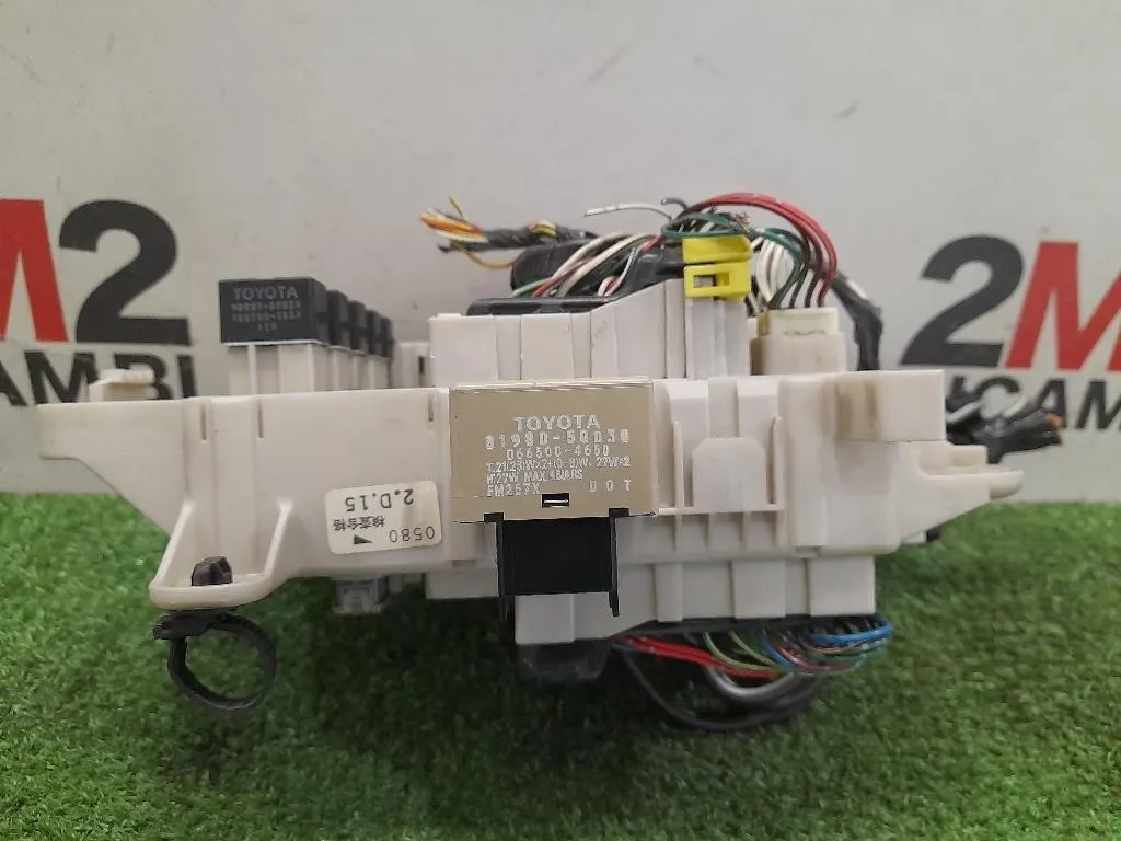 Scatola Fusibili SCATOLA FUSIBILI Toyota RAV 4 II 2000