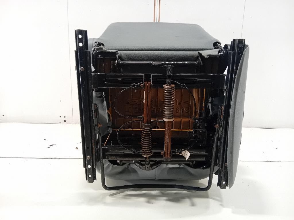 Sedile ANT DX SEDILE ANT DX Suzuki Jimny I 1999