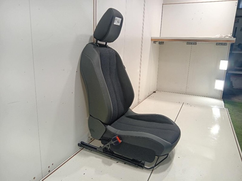 Sedile ANT SX SEDILE ANT SX Opel Corsa F 2019