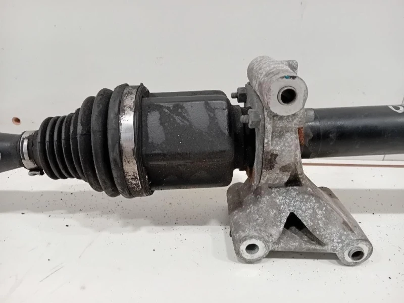 Semiasse ANT DX Alfa Romeo Giulietta 2013