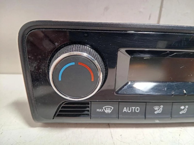 Modulo Comando Riscaldamento Clima 6V0 907 044 Skoda Fabia NJ3 2018