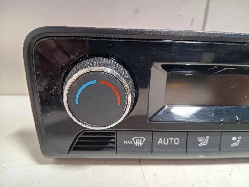 Modulo Comando Riscaldamento Clima 6V0 907 044 Skoda Fabia NJ3 2018