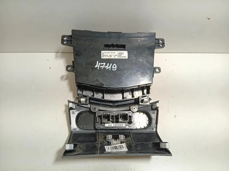 Modulo Comando Riscaldamento Clima 68710-35200 Ssangyong Tivoli 2015