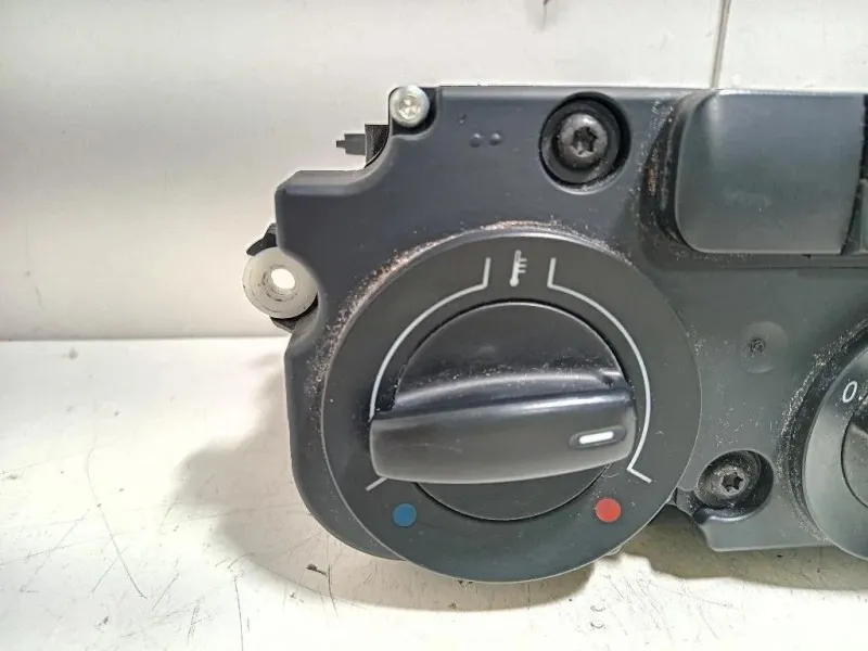 Modulo Comando Riscaldamento Clima MODULO COMANDO RISCALDAMENTO CLIMA Volkswagen Caddy III 2004