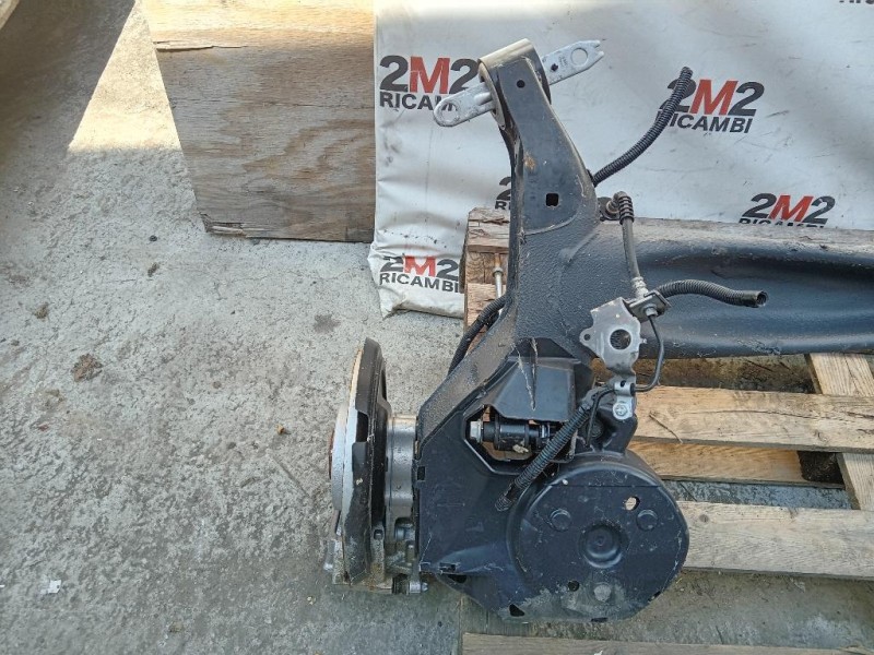 Assale POST 1647872280 Peugeot 5008 II 2017