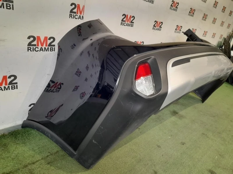 Paraurti POST 6410C798ZZ Mitsubishi Outlander III 2016