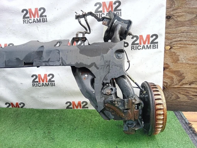 Assale POST 555011803R Renault CLIO IV 2016