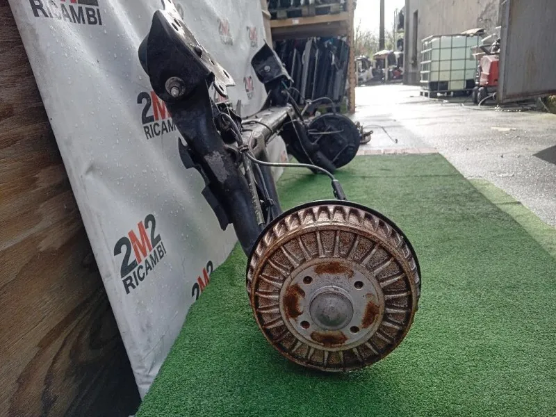 Assale POST 555011803R Renault CLIO IV 2016