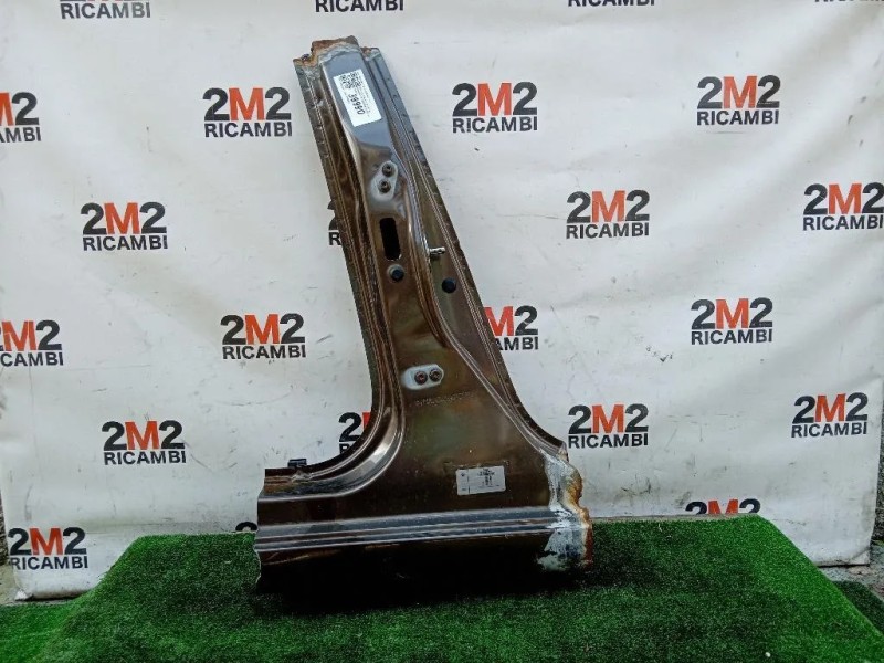 Montante Centrale DX MONTANTE CENTRALE DX Renault CLIO V 2019