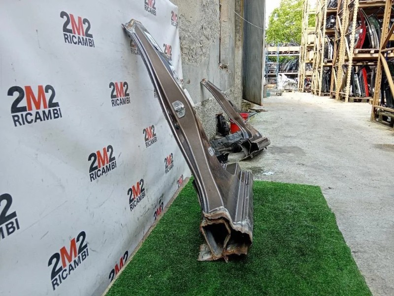 Montante Centrale SX MONTANTE CENTRALE SX Renault CLIO V 2019