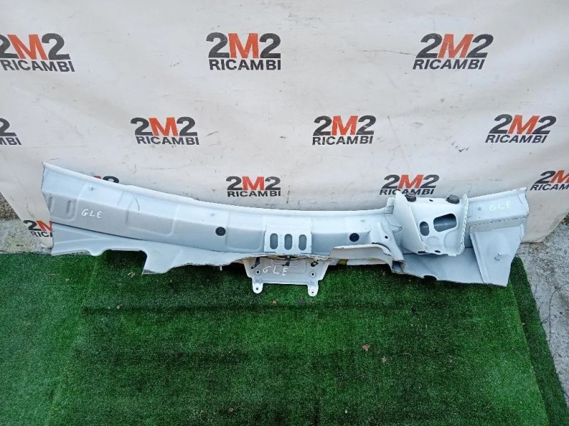 Montante Parabrezza ANT DX MONTANTE PARABREZZA ANT Mercedes Classe GLE W166 2015