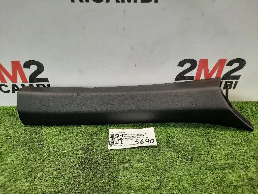 Montante Parabrezza ANT DX 1706900225 Mercedes Classe SLK R170 1997