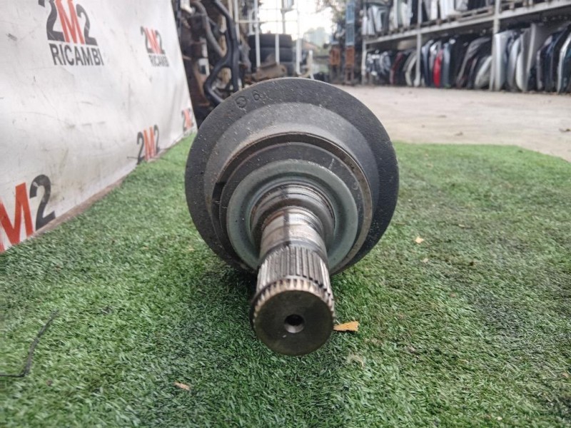 Semiasse ANT SX A166 330 16 00 Mercedes Classe ML W166 2012